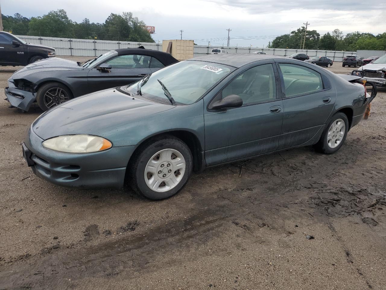 2003 Dodge Intrepid SE, VIN 2B3HD46RX3H536850 — Зад