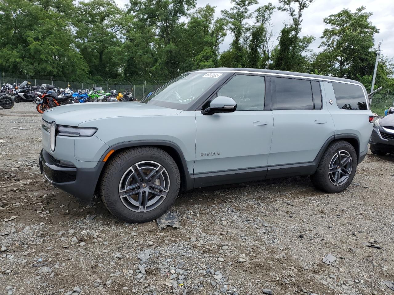 2025 Rivian R1S Adventure, VIN 7PDSGBBA8SN047040 — Undercarriage