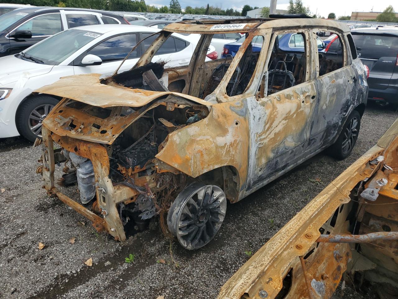 2014 FIAT 500L Lounge, VIN ZFBCFACHXEZ005862 — Burn