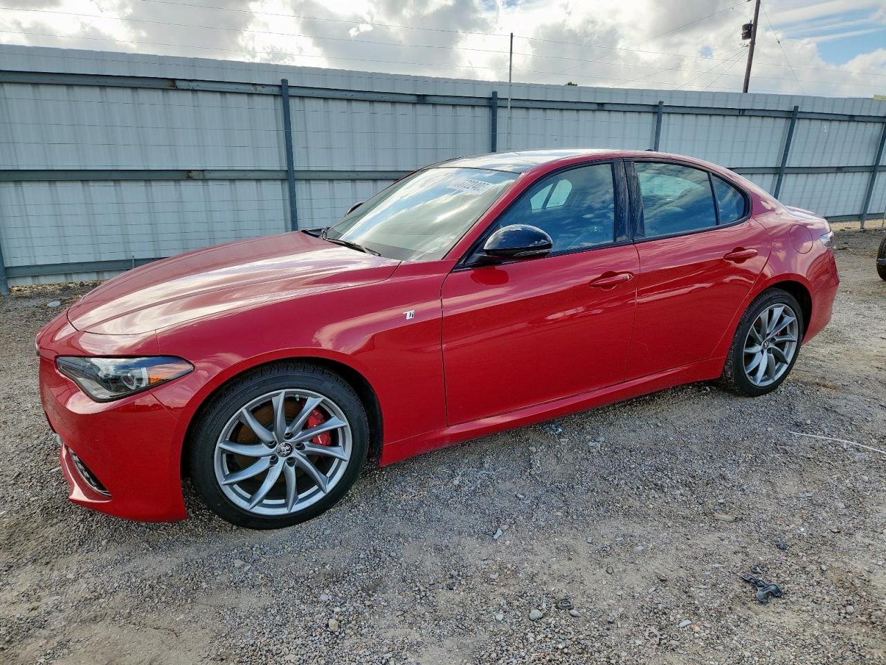 2024 Alfa Romeo Giulia Veloce, VIN ZARFAMBN9R7684662 — Вода / потоп