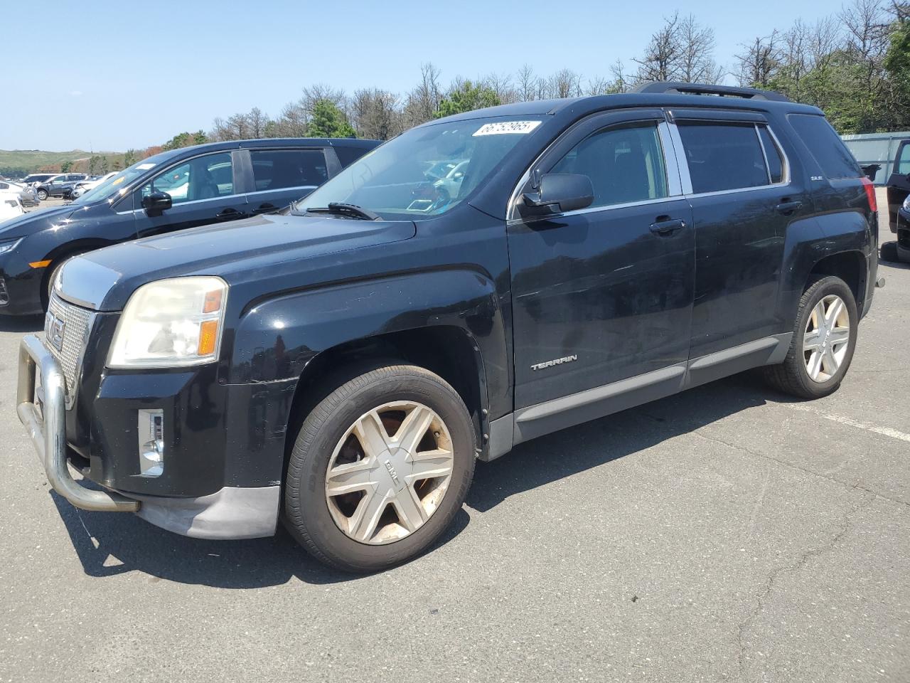 2011 GMC Terrain SLE-2, VIN 2CTFLSE53B6350156 — Minor dents and scratches