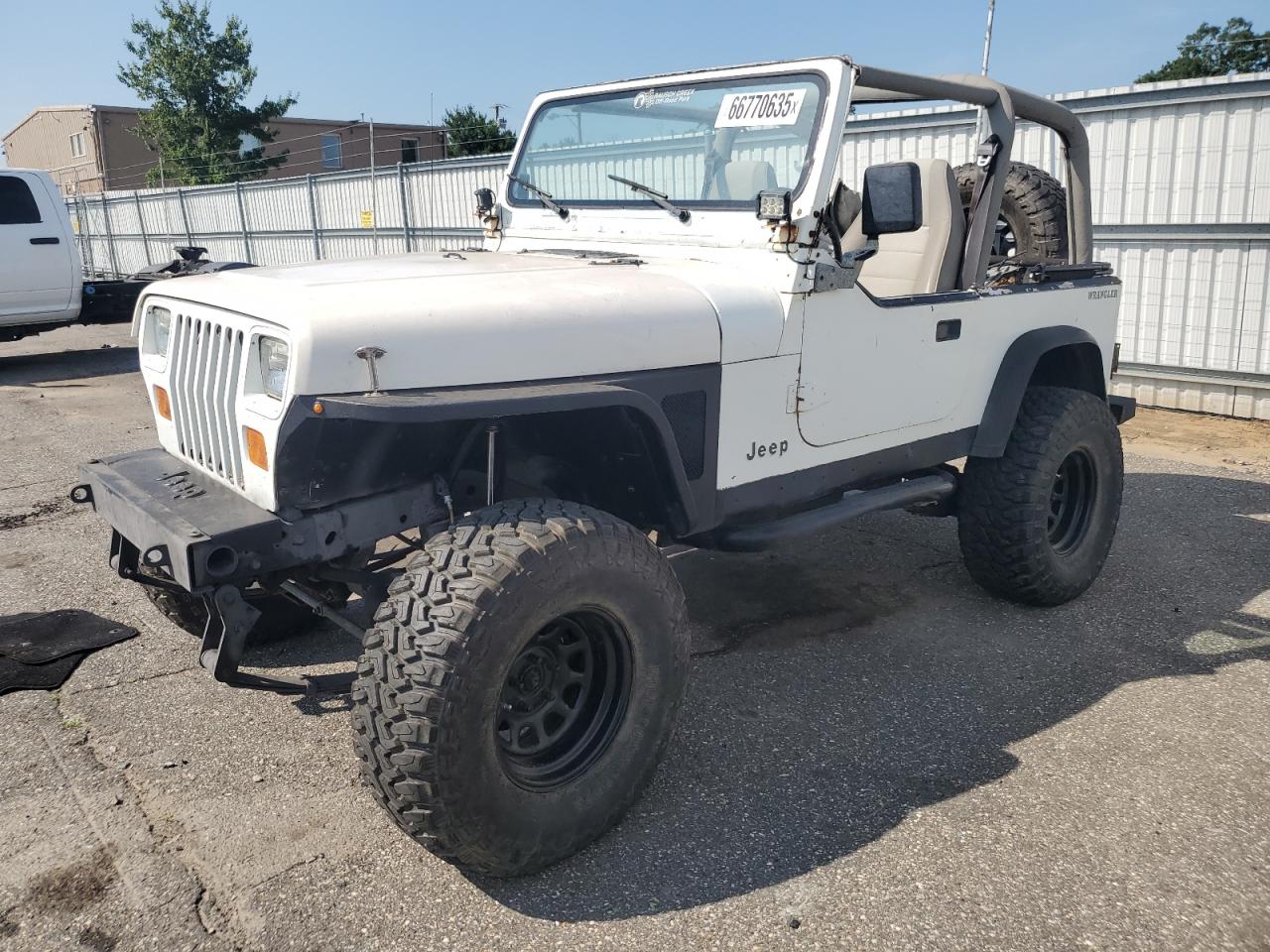 1989 Jeep Wrangler S, VIN 2J4FY19E3KJ139063 — Minor dents and scratches