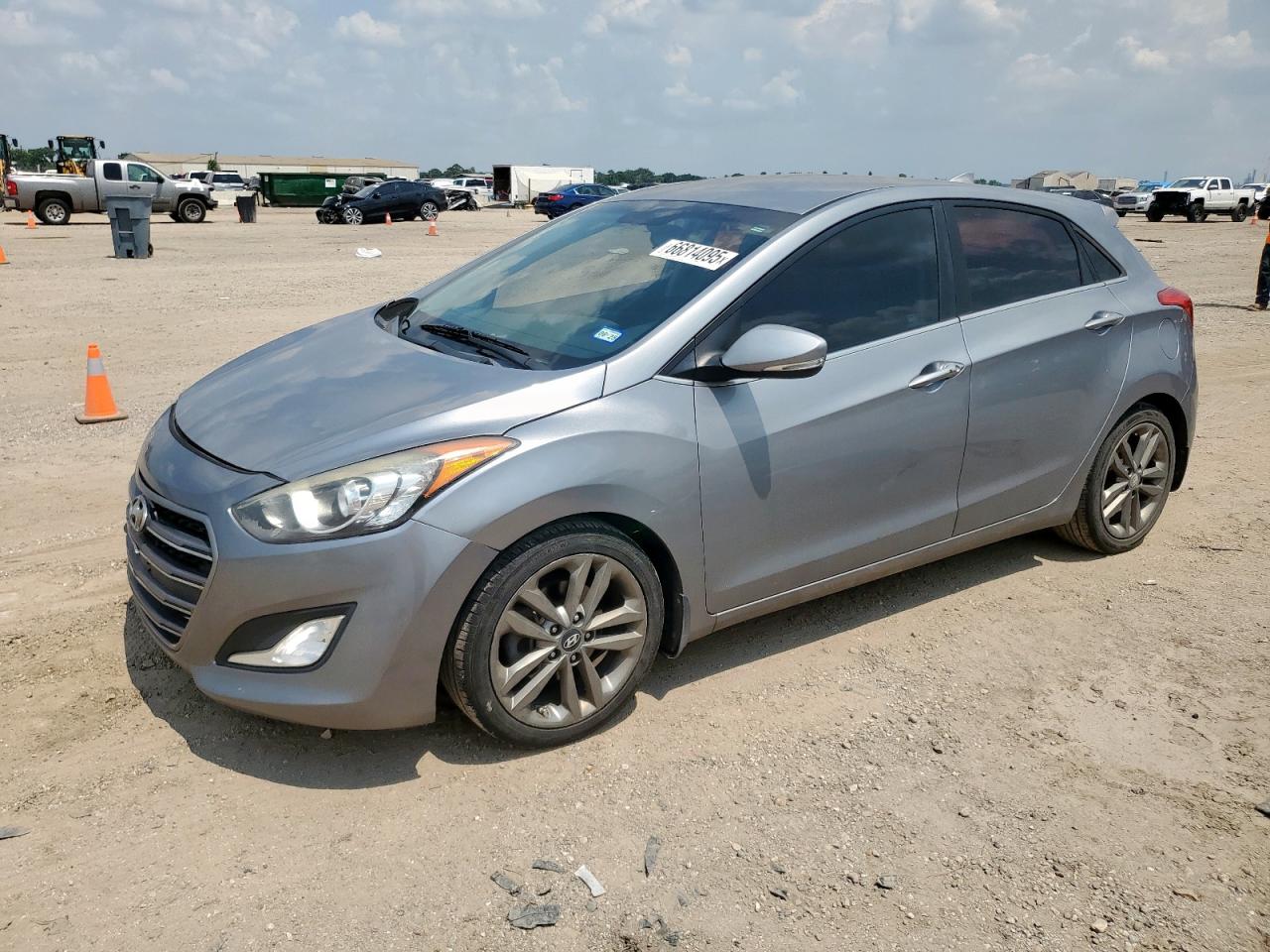 2016 Hyundai Elantra, VIN KMHD35LH6GU270758 — Front end