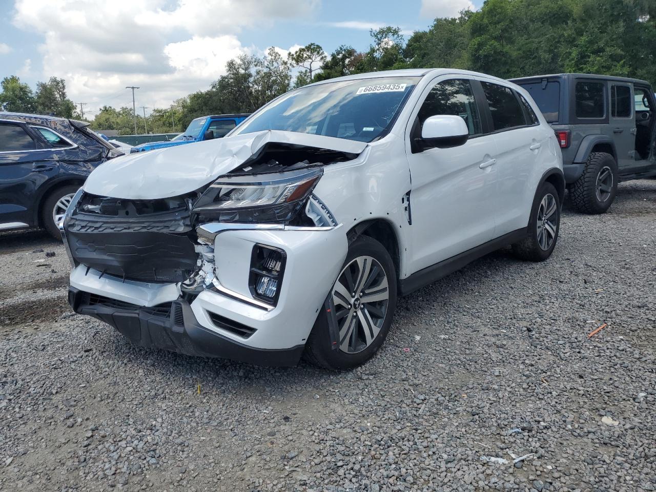 2024 Mitsubishi Outlander S, VIN JA4ARUAU9RU020380 — Minor dents and scratches