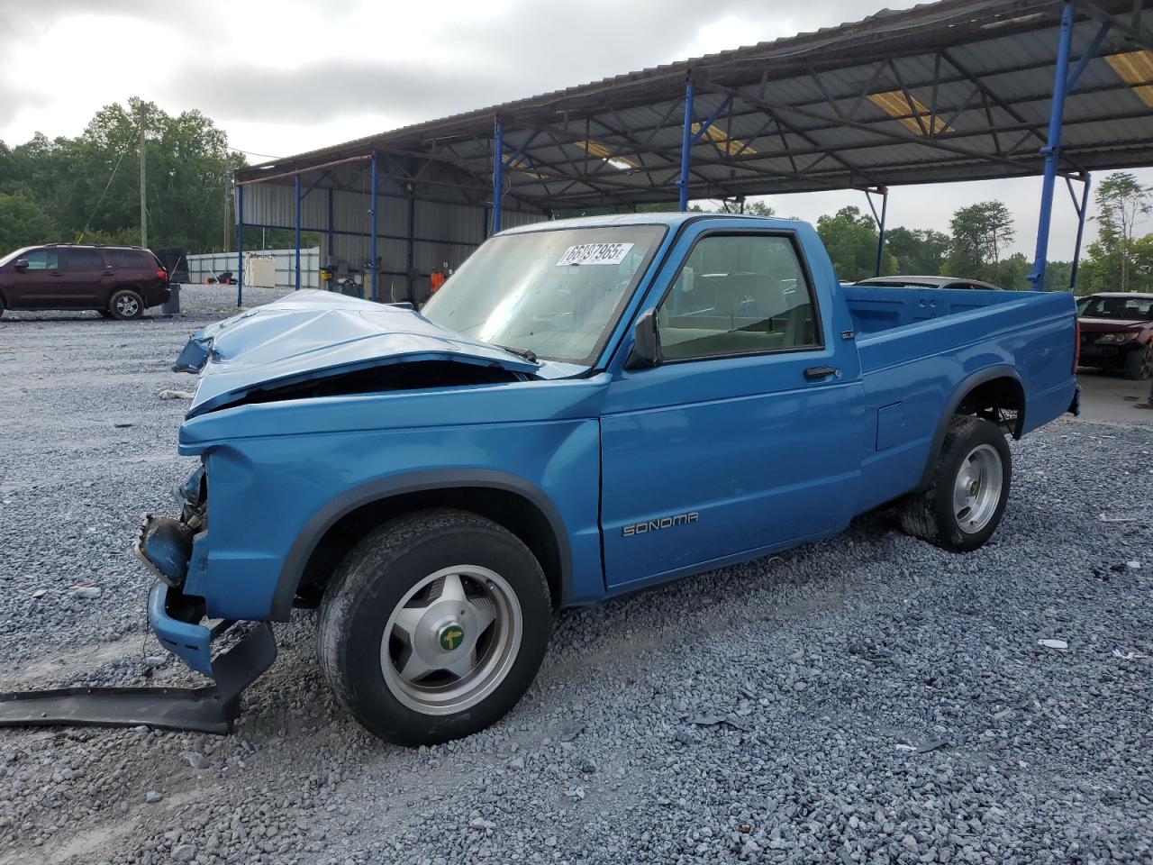 1993 GMC Sonoma, VIN 1GTCS14Z7P0523886 — Front end
