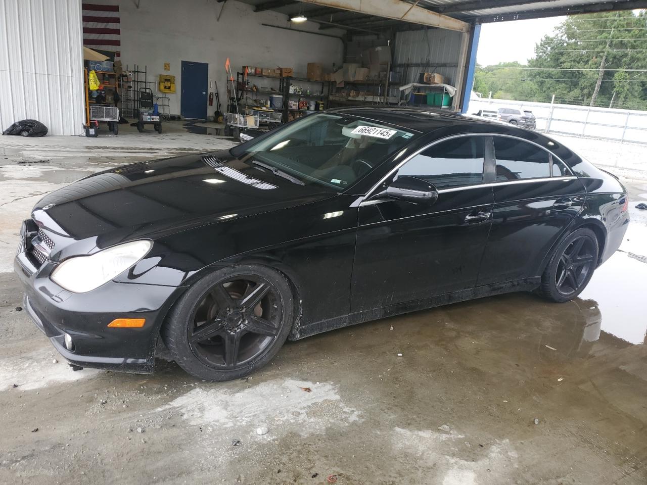 2010 Mercedes-Benz CLS 550, VIN WDDDJ7CB0AA165598 — Undercarriage