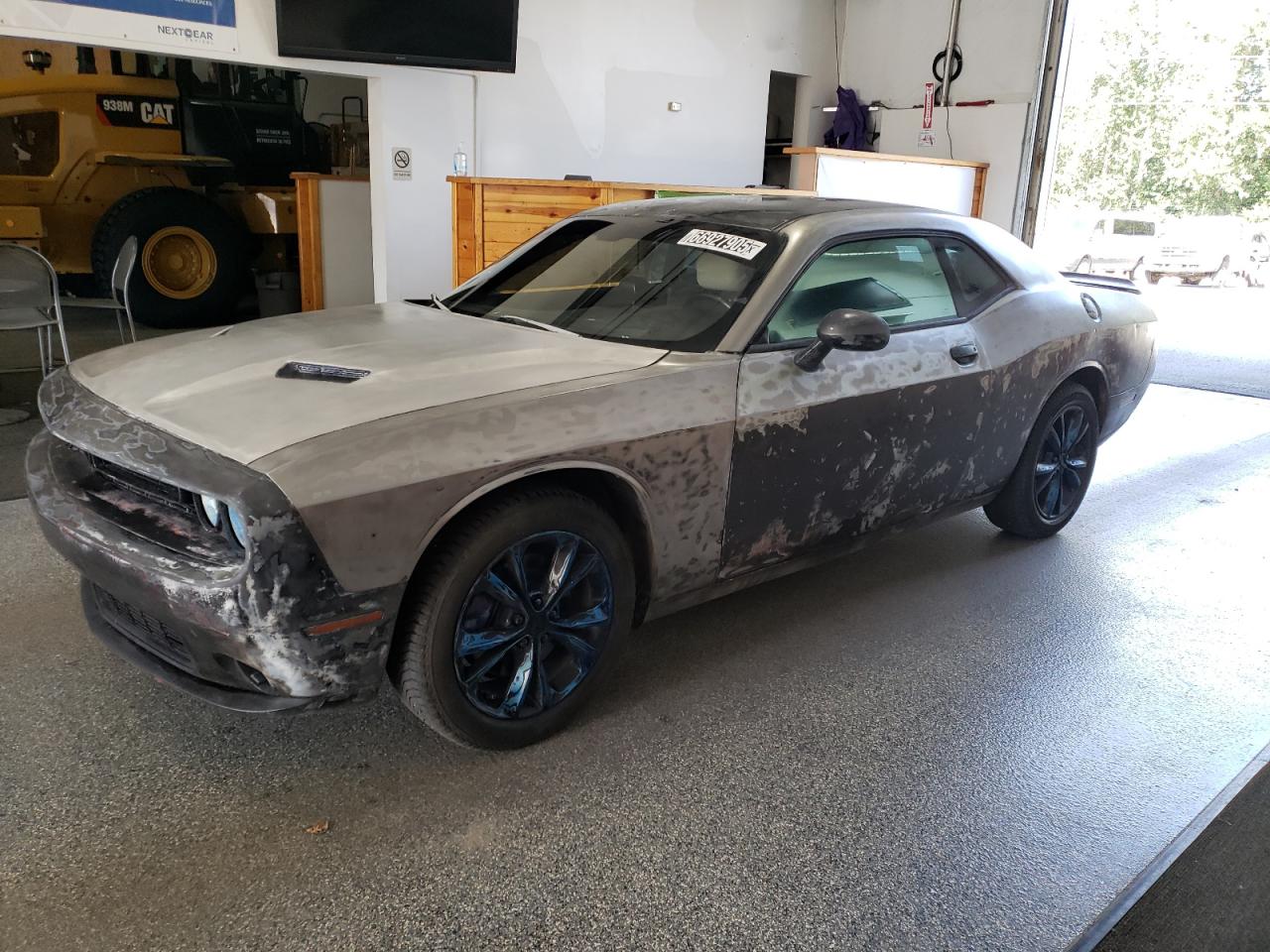 2020 Dodge Challenger SXT, VIN 2C3CDZGG3LH125684 — Partial repair