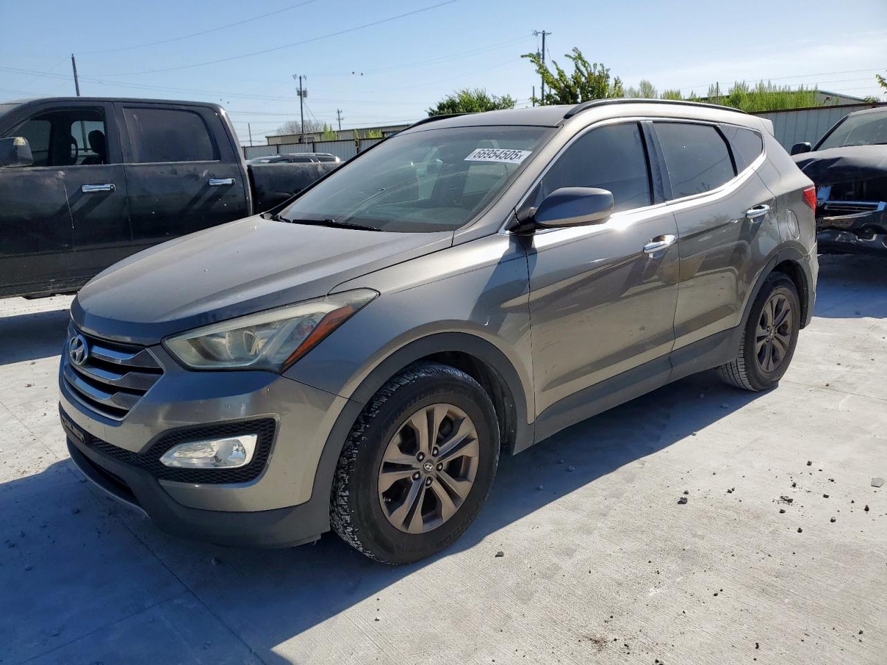 2013 Hyundai Santa Fe Sport, VIN 5XYZU3LB5DG008475 — Rear end