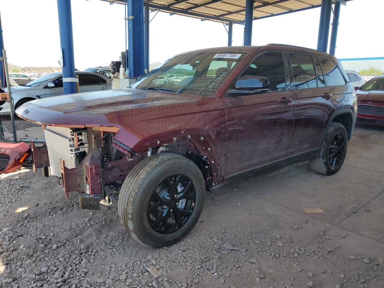 2025 Jeep Grand Cherokee Altitude X, VIN 1C4RJHAG8SC296806 — Front end