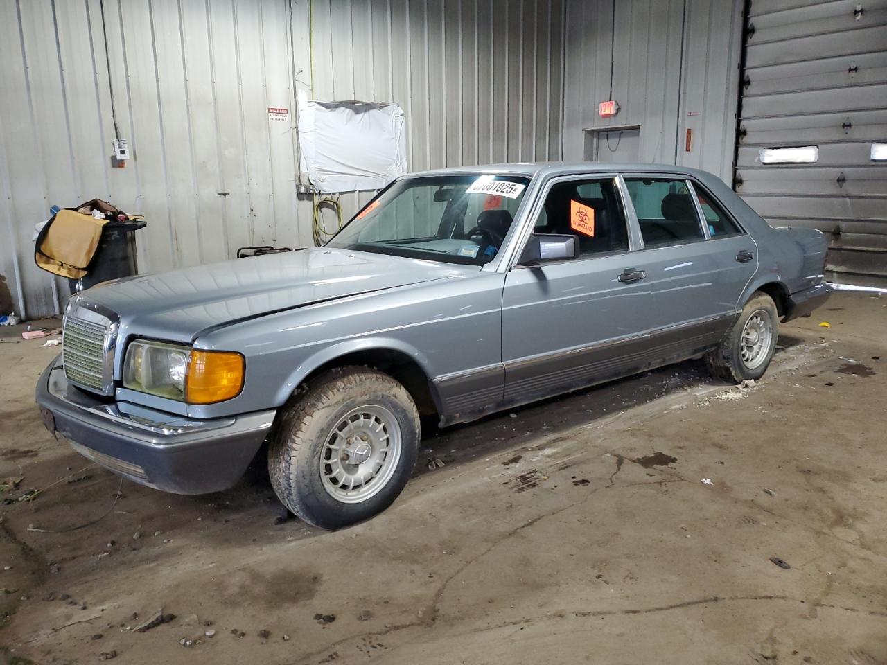 1984 Mercedes-Benz 500, VIN WDBCA37A4EA001310 — Normal wear