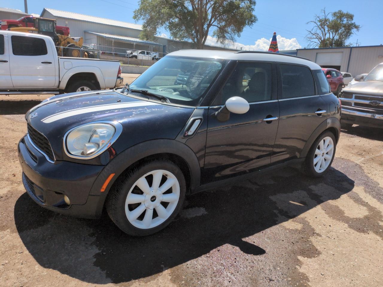 2011 MINI Countryman S, VIN WMWZC3C51BWL79112 — Вандализм