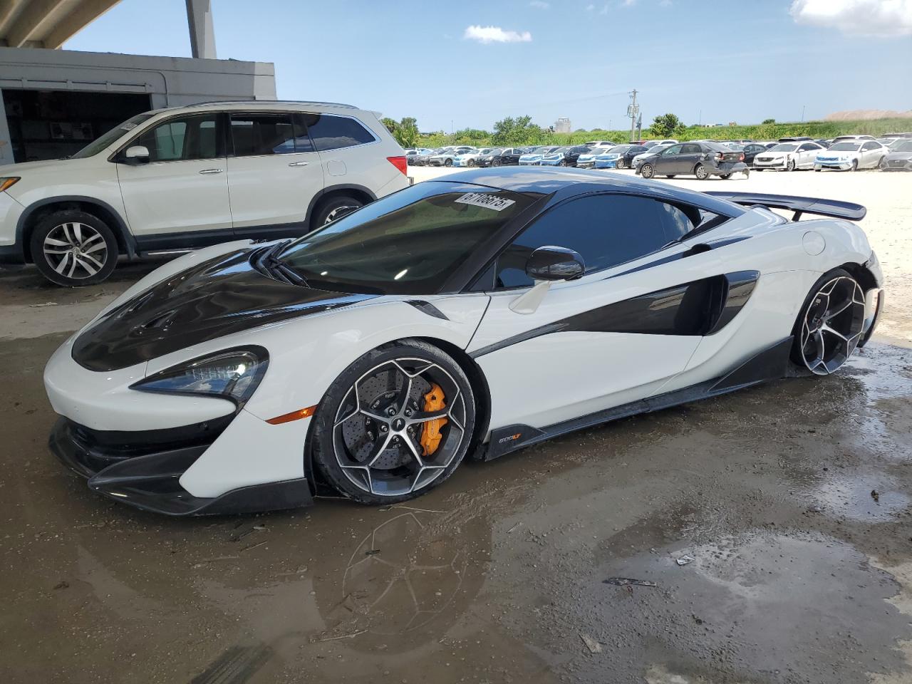 2019 McLaren 600LT, VIN SBM13RAA4KW006639 — Rear end