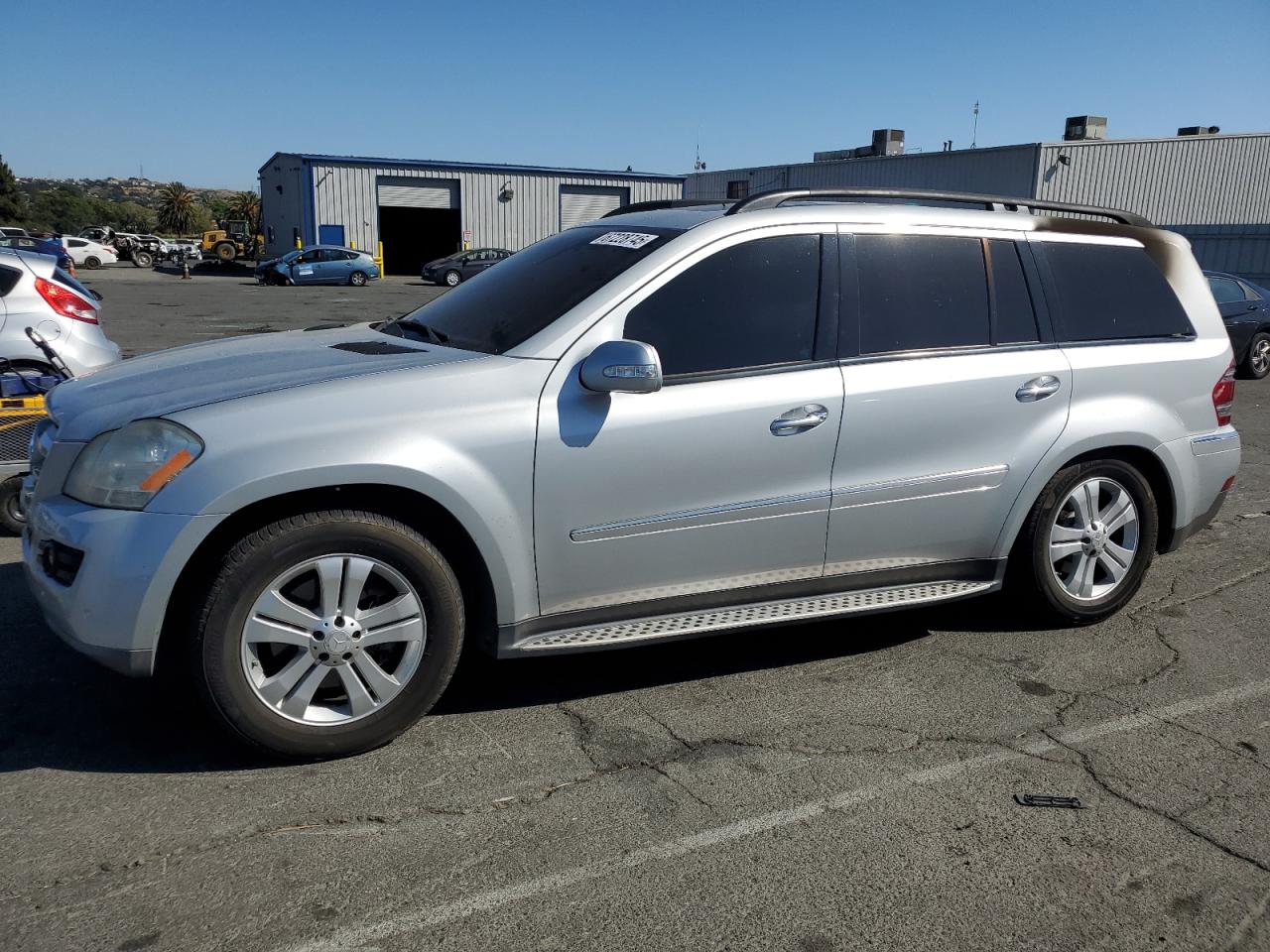 2008 Mercedes-Benz GL 450, VIN 4JGBF71E38A348192 — Interior fire