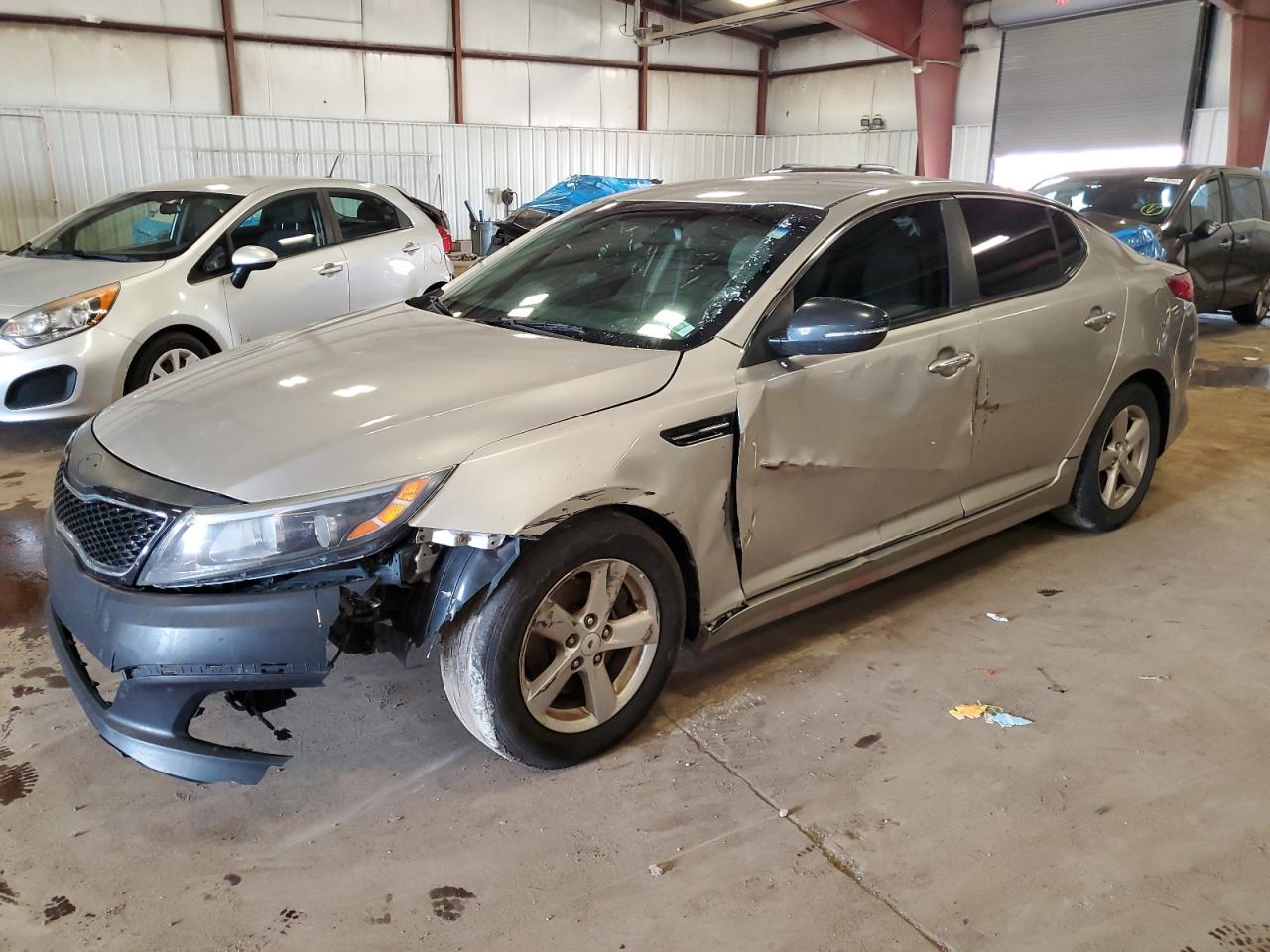 2015 Kia Optima LX, VIN 5XXGM4A77FG450693 — Front end