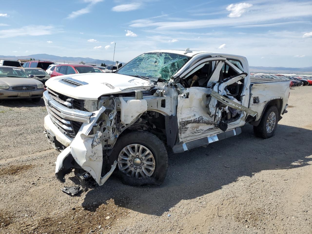 2021 Chevrolet Silverado 3500HD High Country, VIN 1GC4YVEY4MF217477 — Фото с аукциона