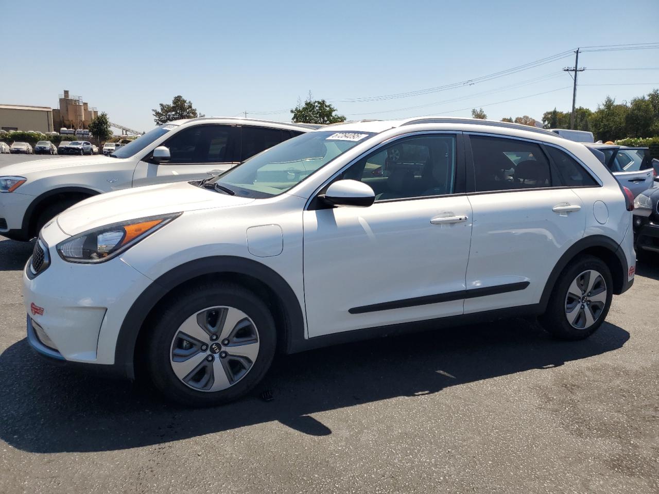 2018 Kia Niro LX, VIN KNDCM3LD1J5210516 — Rear end