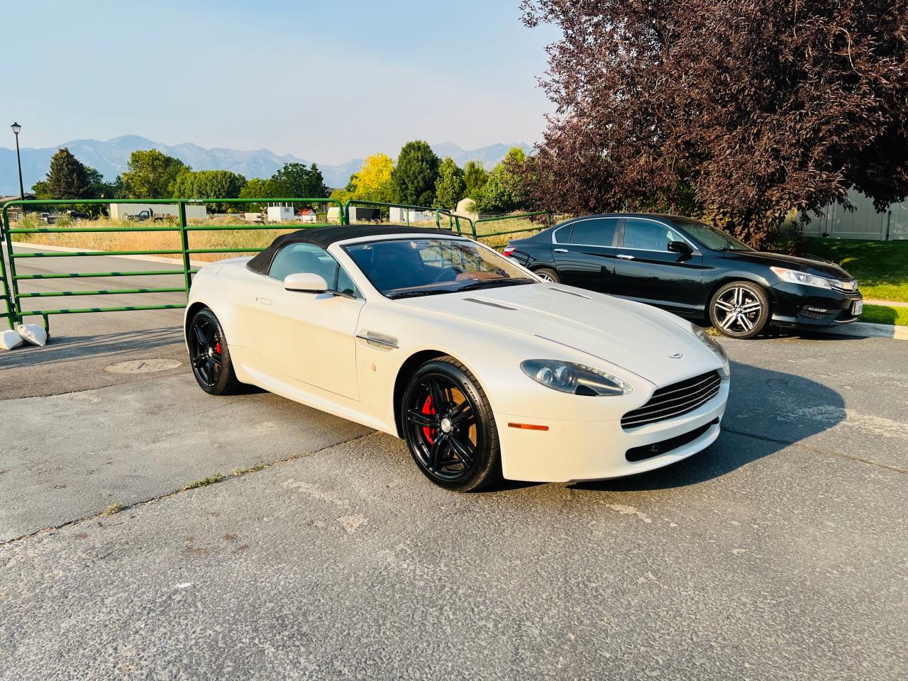 2009 Aston Martin Vantage, VIN SCFBF04CX9GD13237 — Обычный износ
