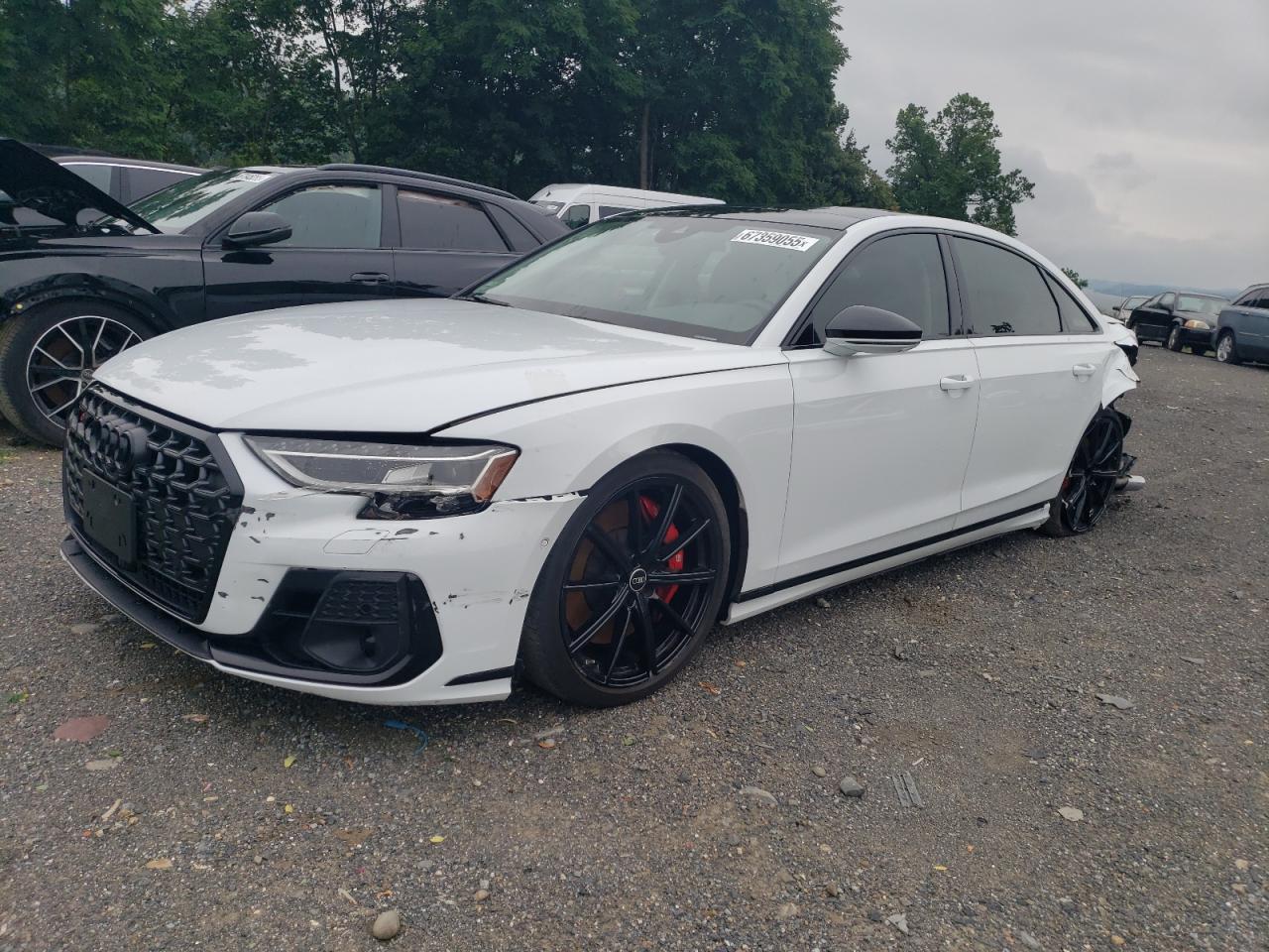 2023 Audi S8, VIN WAULSAF85PN000614 — Фото с аукциона