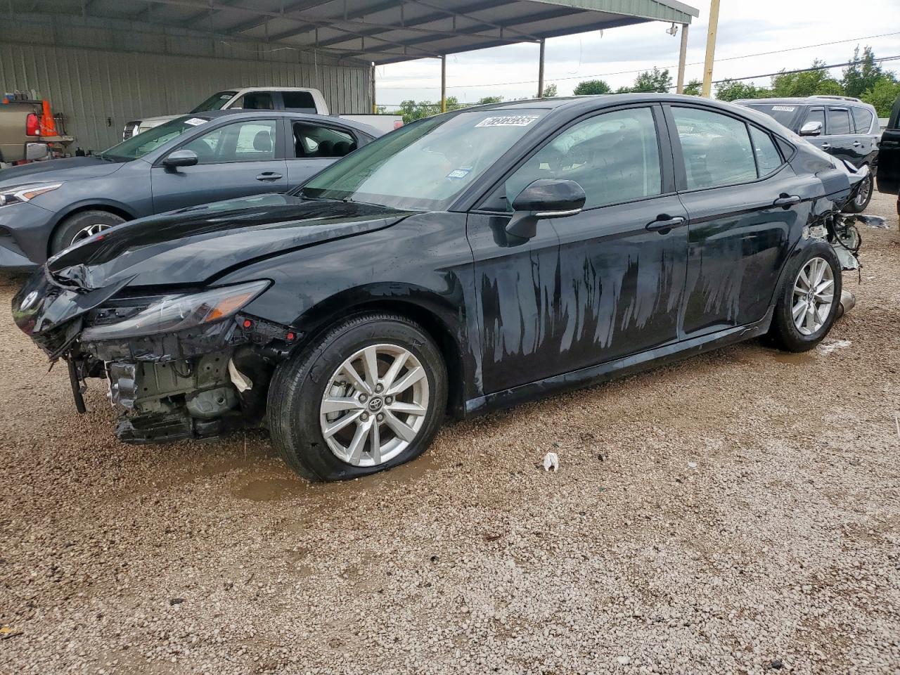 2025 Toyota Camry LE, VIN 4T1DAACK0SU107624 — Фото с аукциона 1 of 4