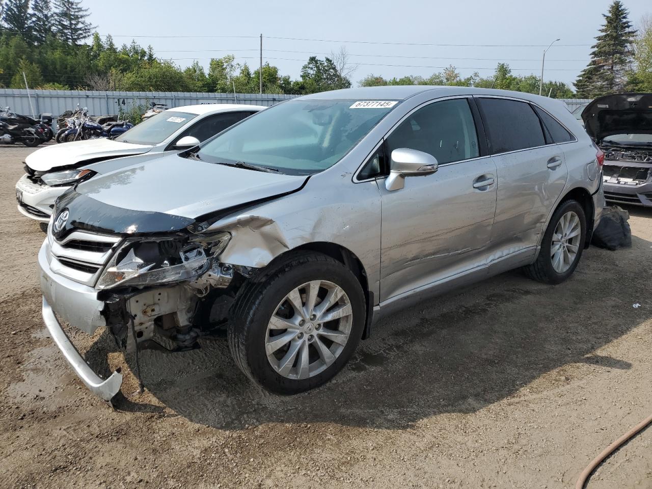 2016 Toyota Venza LE, VIN 4T3ZA3BB6GU097697 — Front end