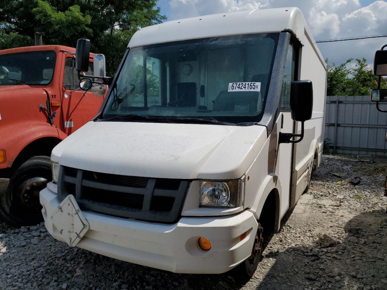 2016 Isuzu NPR, VIN JALB4T176G7W00712 — Normal wear