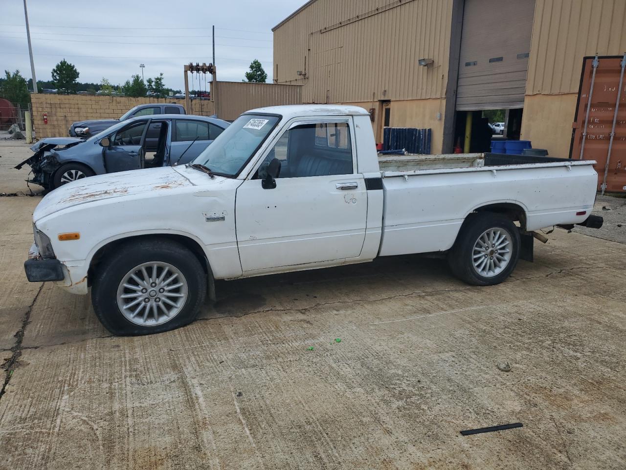 1982 Toyota Pickup, VIN JT4LN44D2C0060126 — Перед