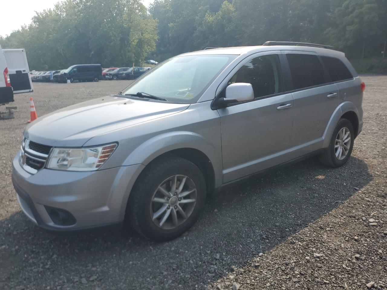 2017 Dodge Journey SXT, VIN 3C4PDDBG8HT574364 — Normal wear