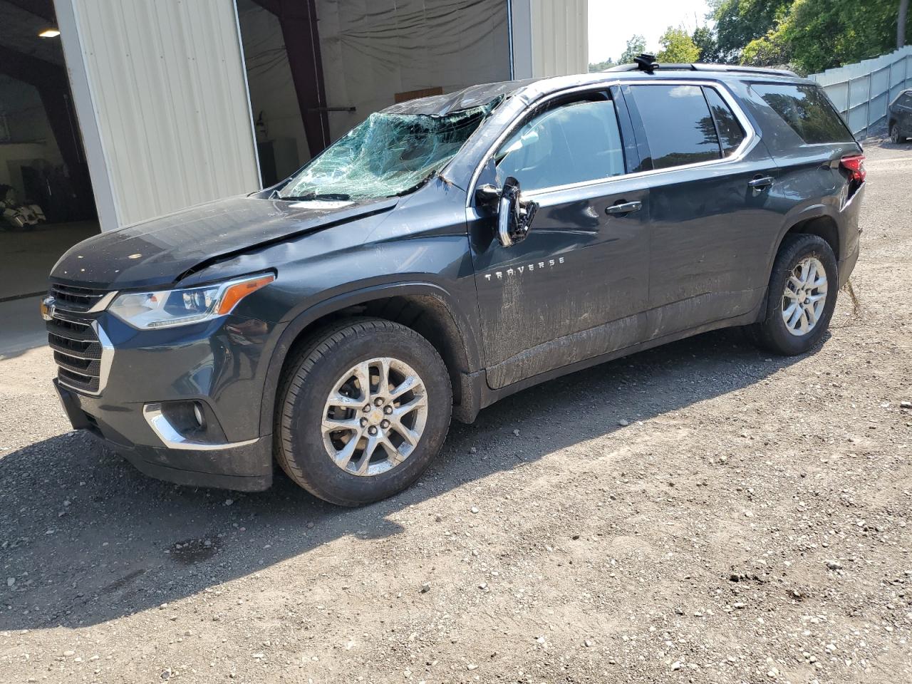 2019 Chevrolet Traverse LT, VIN 1GNEVHKW1KJ311772 — Rollover