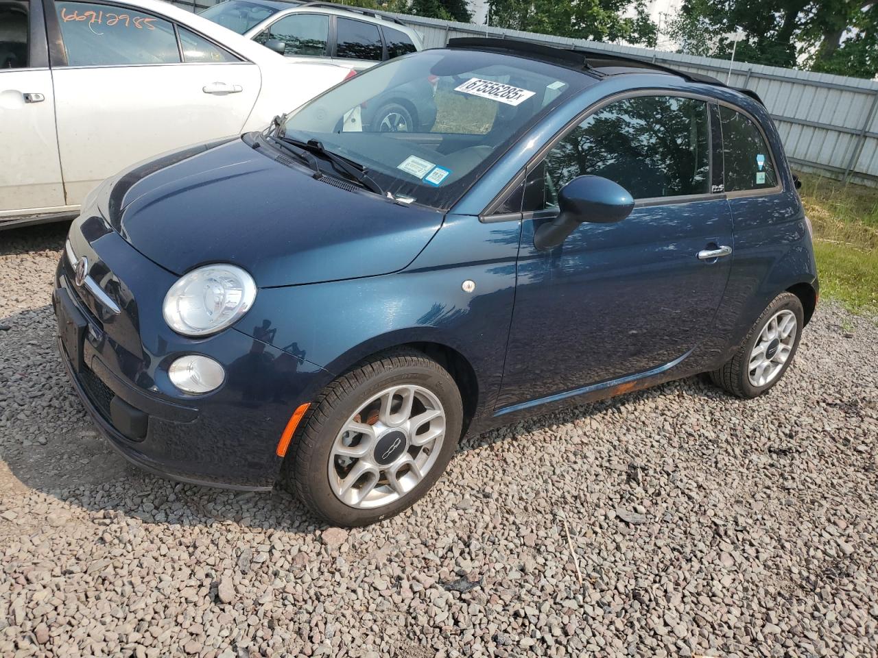 2013 FIAT 500 Pop, VIN 3C3CFFDR7DT649069 — Roof