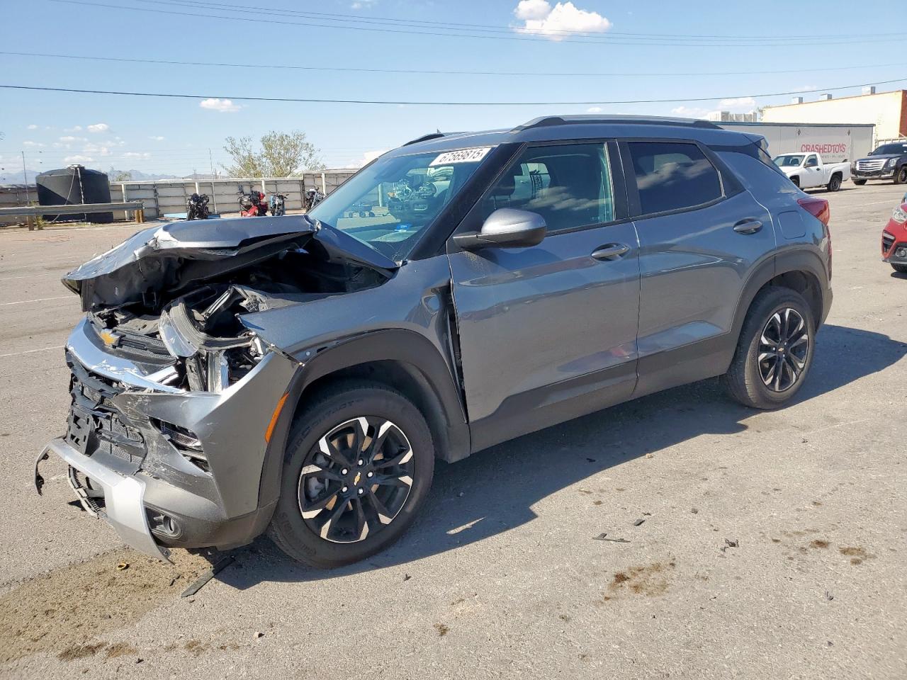 2022 Chevrolet TrailBlazer LT, VIN KL79MPSLXNB063532 — Front end