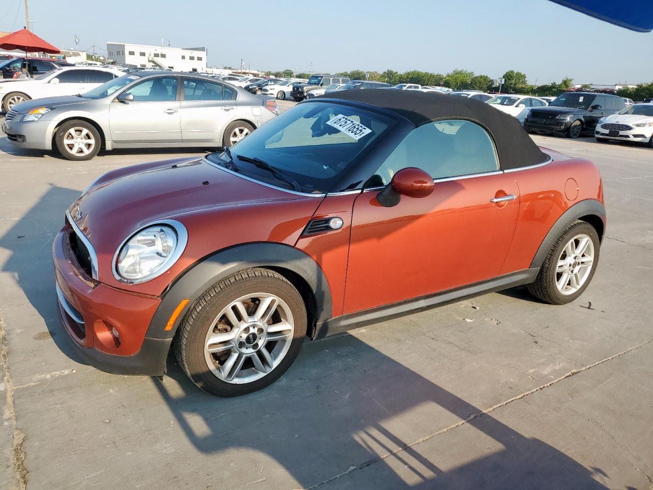 2014 MINI Roadster, VIN WMWSY1C54ET625924 — Front end