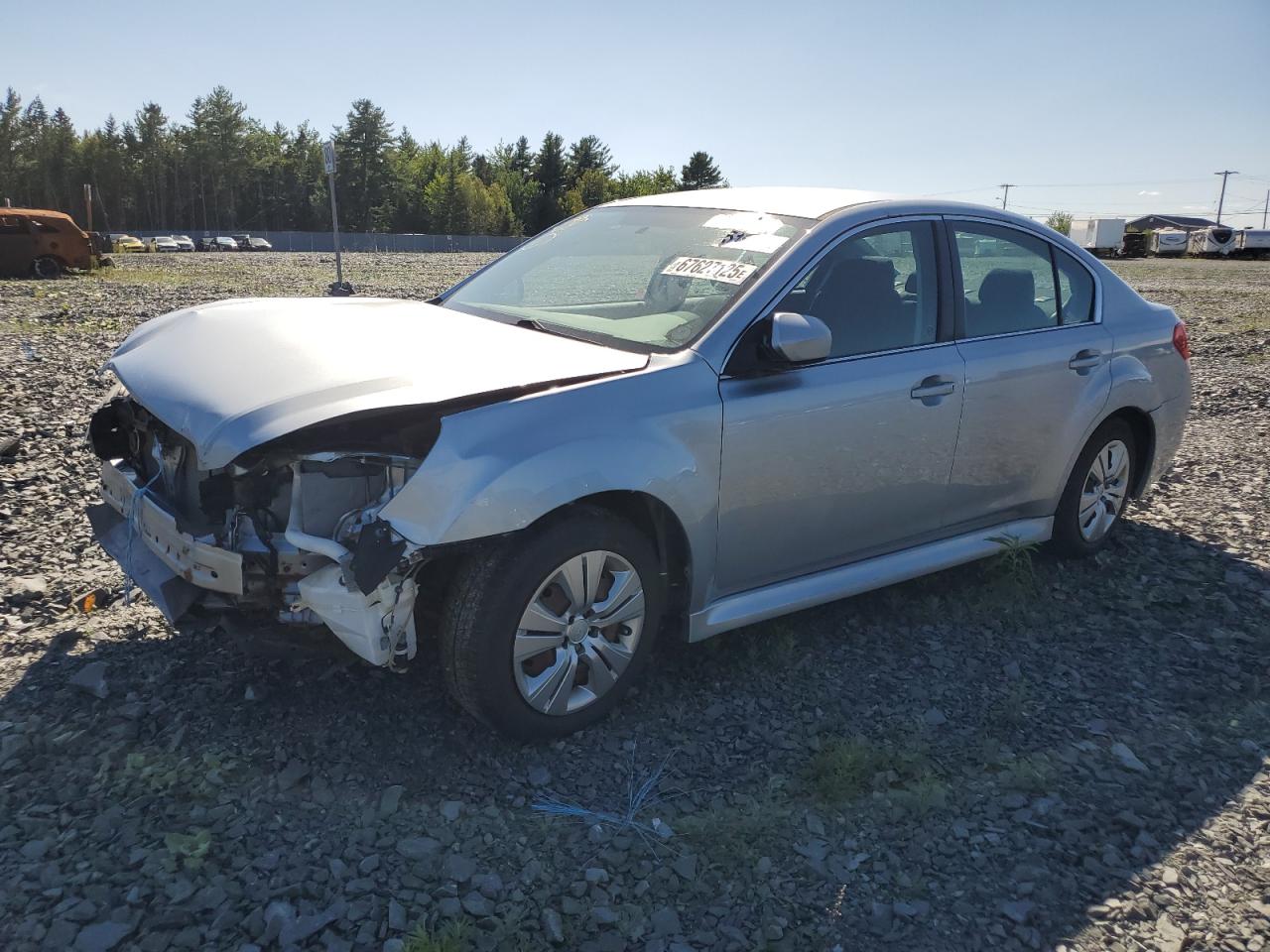 2013 Subaru Legacy 2.5i, VIN 4S3BMGA68D1021381 — Front end