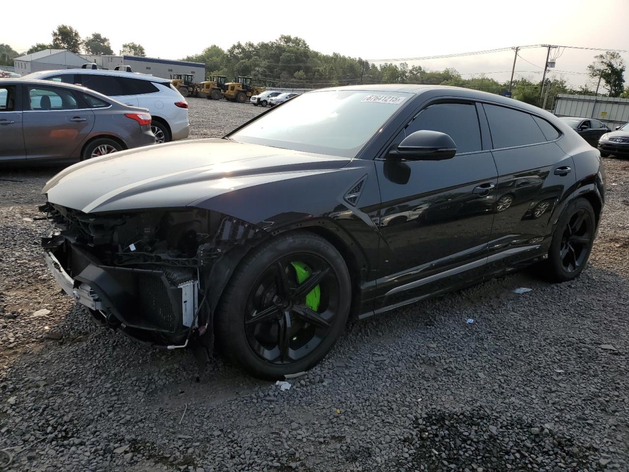 2020 Lamborghini Urus, VIN ZPBUA1ZL5LLA06681 — Front end