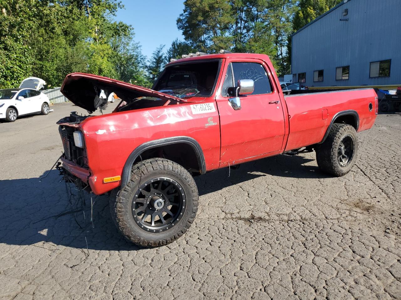 1993 Dodge D/W 250, VIN 1B7KM26CXPS127587 — Front end
