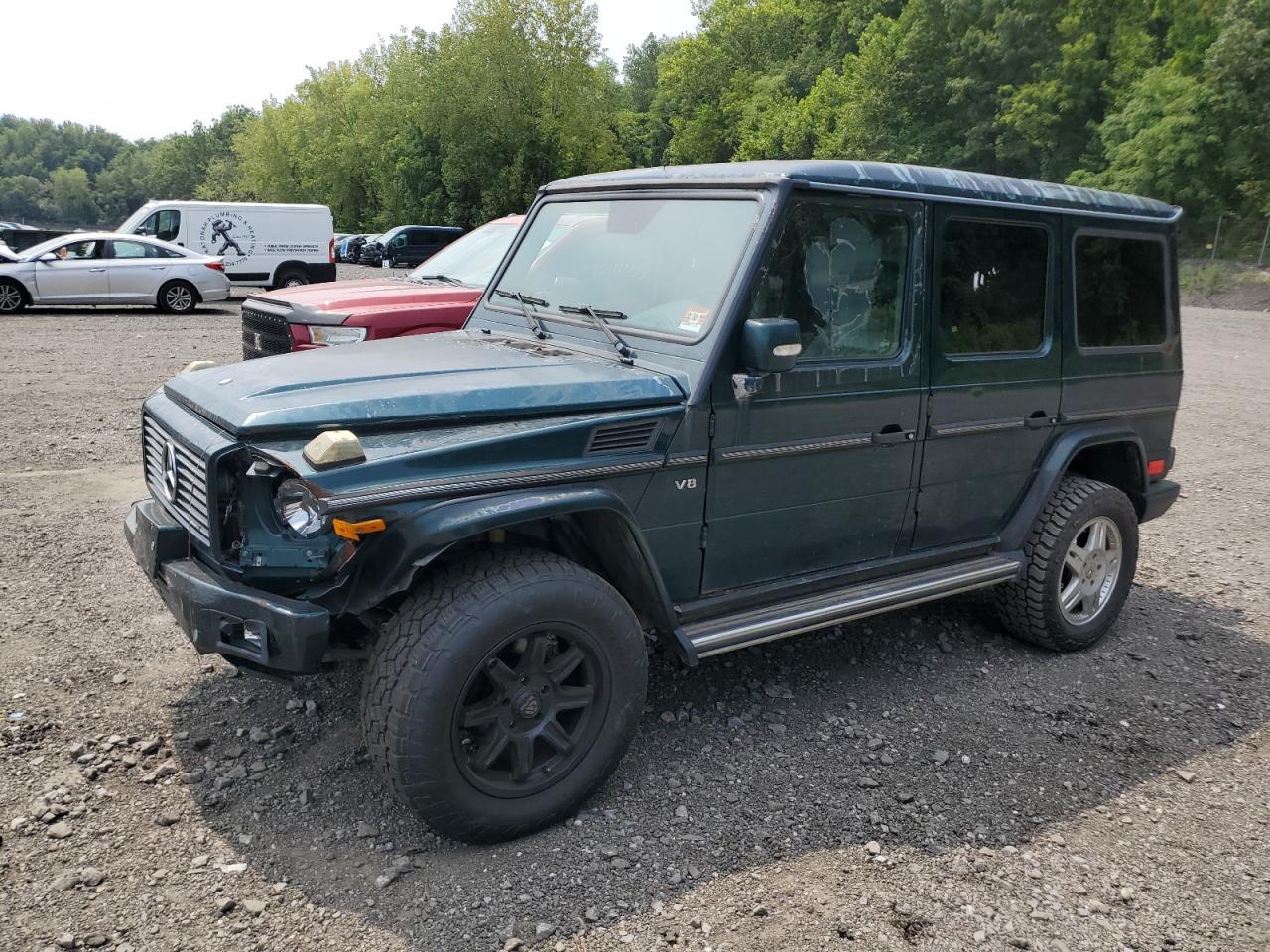 2003 Mercedes-Benz G 500, VIN WDCYR49E33X138765 — Front end