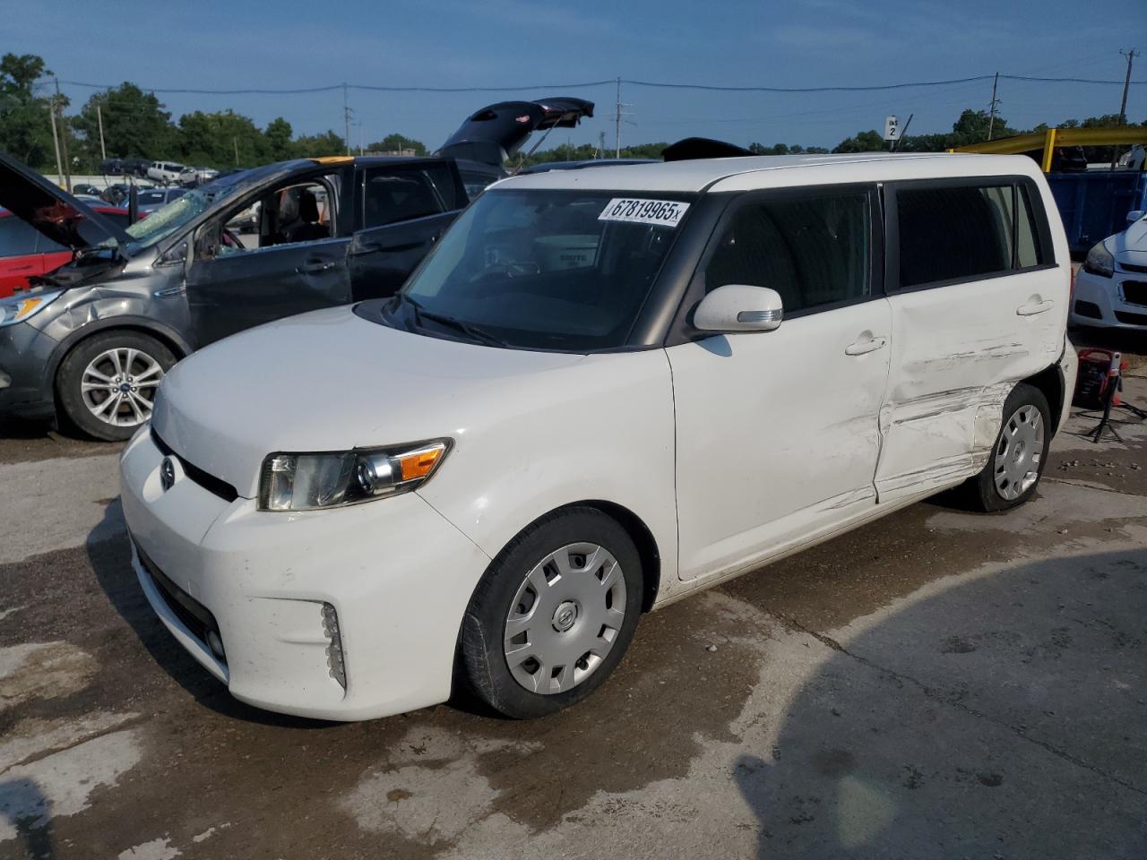 2014 Scion xB, VIN JTLZE4FE6EJ052595 — Side