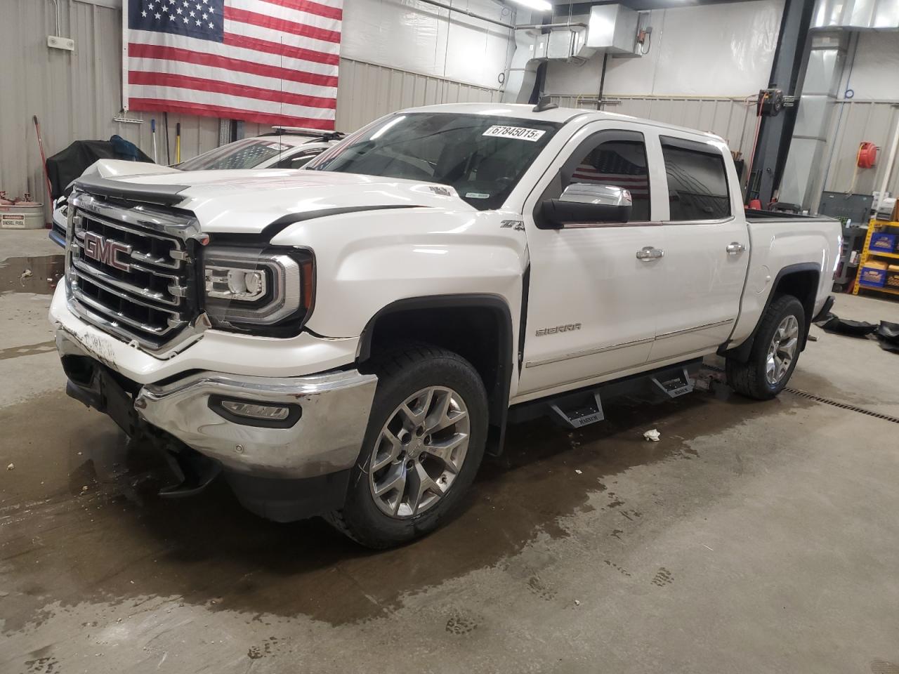 2018 GMC Sierra 1500 SLT, VIN 3GTU2NEC9JG285497 — Front end