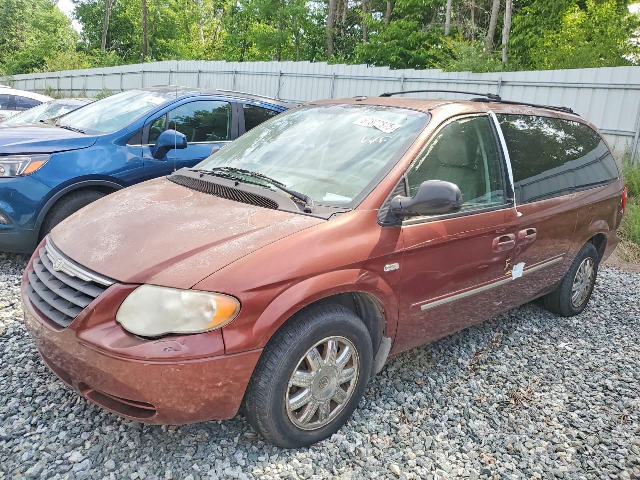 2007 Chrysler Town & Country Touring, VIN 2A4GP54L47R229920 — Water / flood