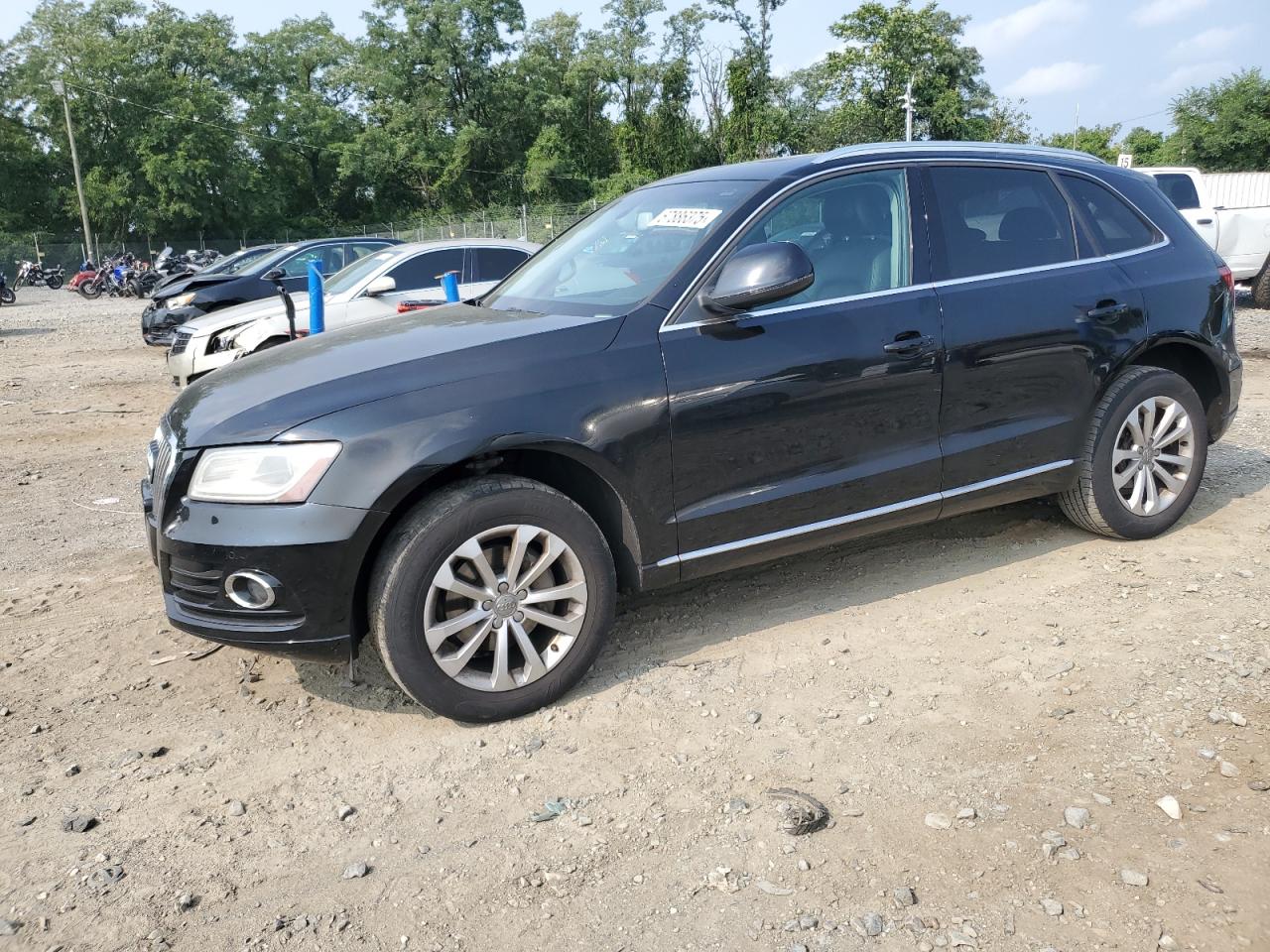 2013 Audi Q5 Premium Plus, VIN WA1LFAFP0DA088578 — Minor dents and scratches