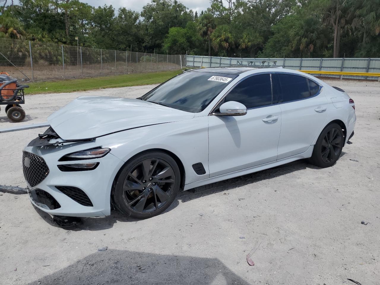 2022 Genesis G70 3.3T, VIN KMTG54TEXNU084022 — Front end