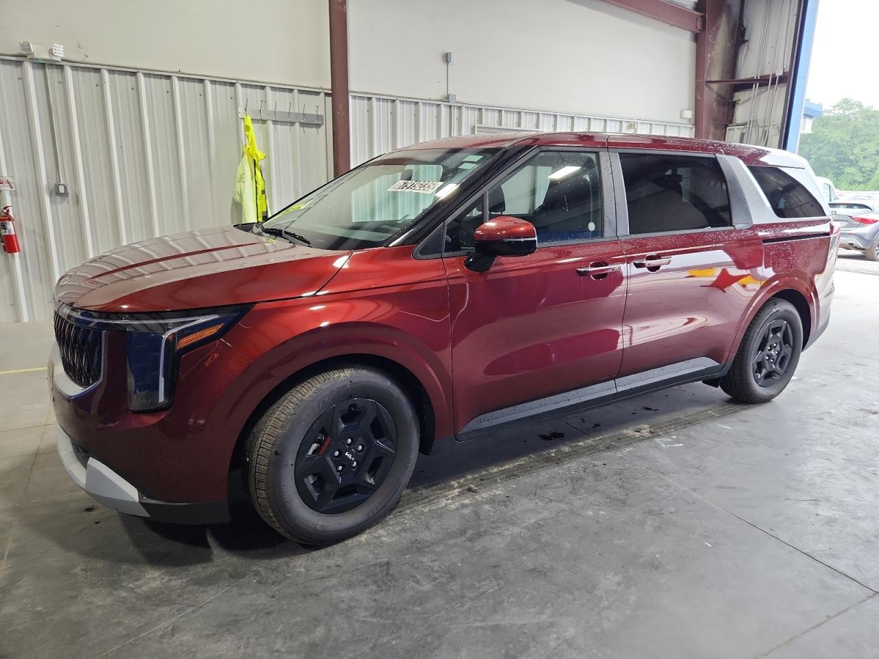 2025 Kia Carnival LXS, VIN KNDNB5K35S6524118 — Frame damage