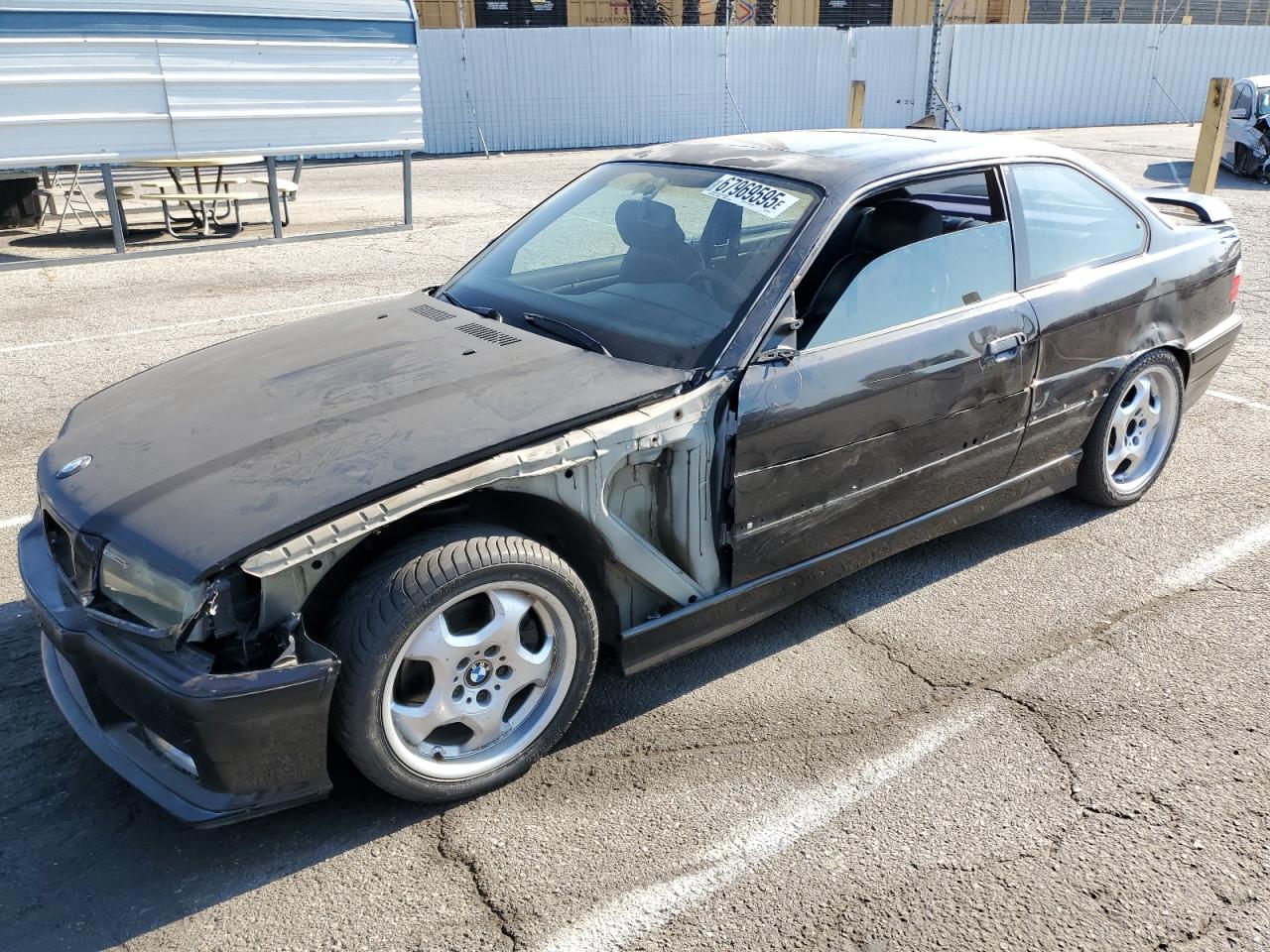 1995 BMW M3, VIN WBSBF0321SEN90132 — Перед