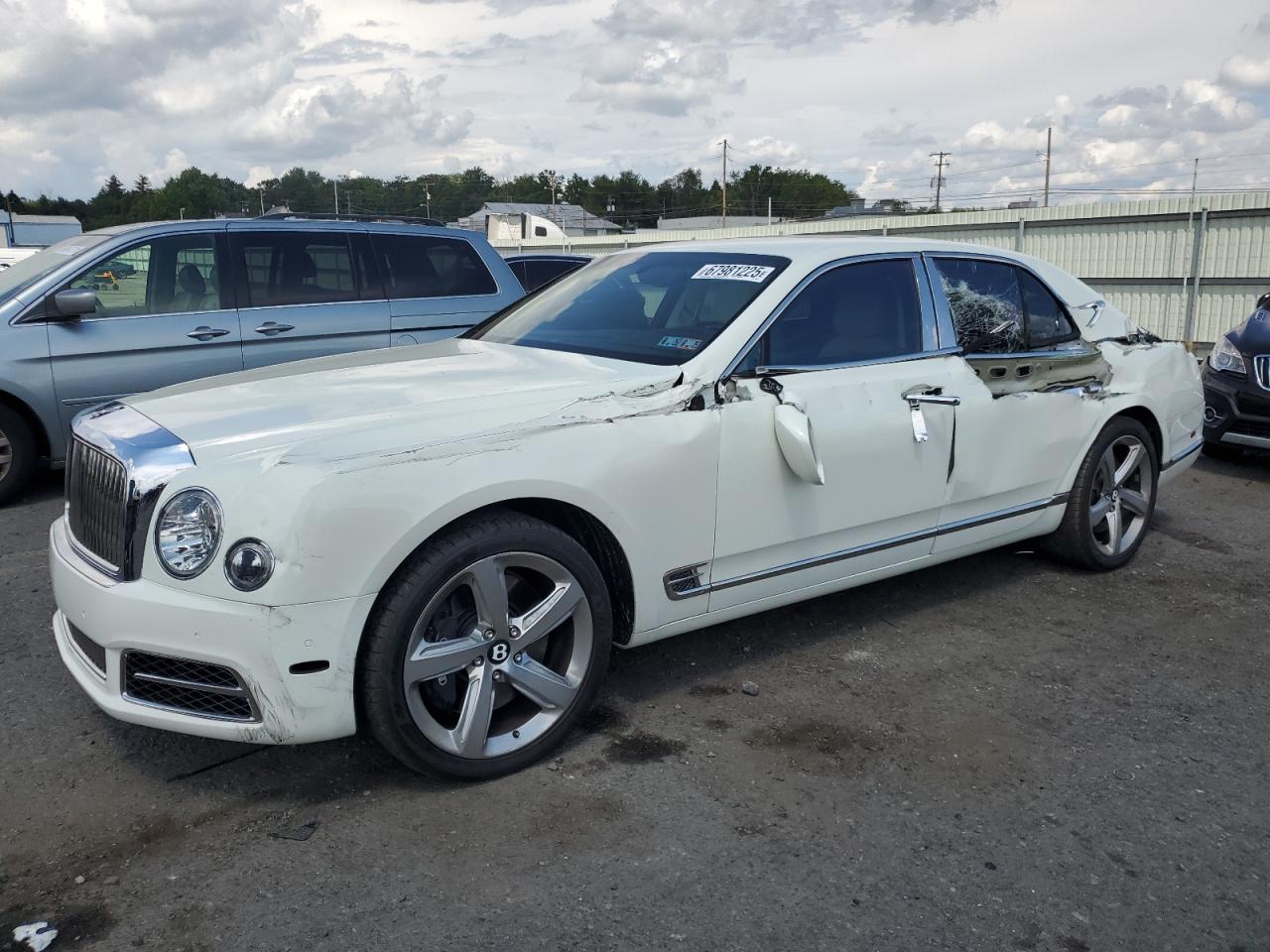 2017 Bentley Mulsanne, VIN SCBBG7ZH0HC003239 — Side
