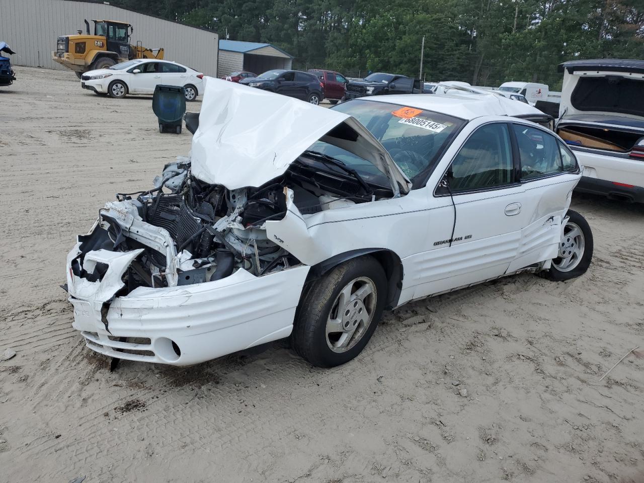 1999 Pontiac Grand Am SE1, VIN 1G2NE52E7XC584391 — Front end