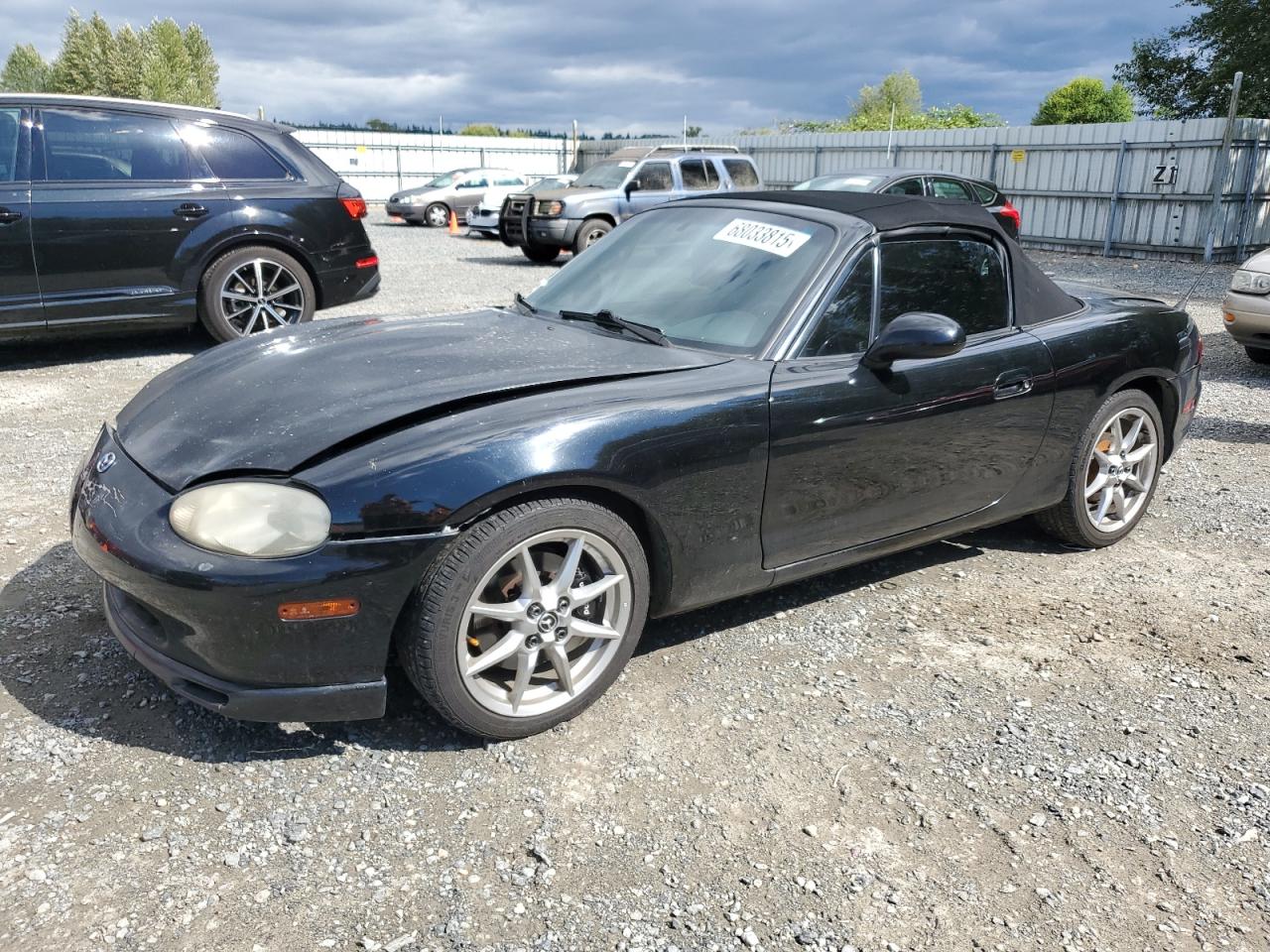 1999 Mazda MX-5 Miata, VIN JM1NB3535X0118432 — Front end