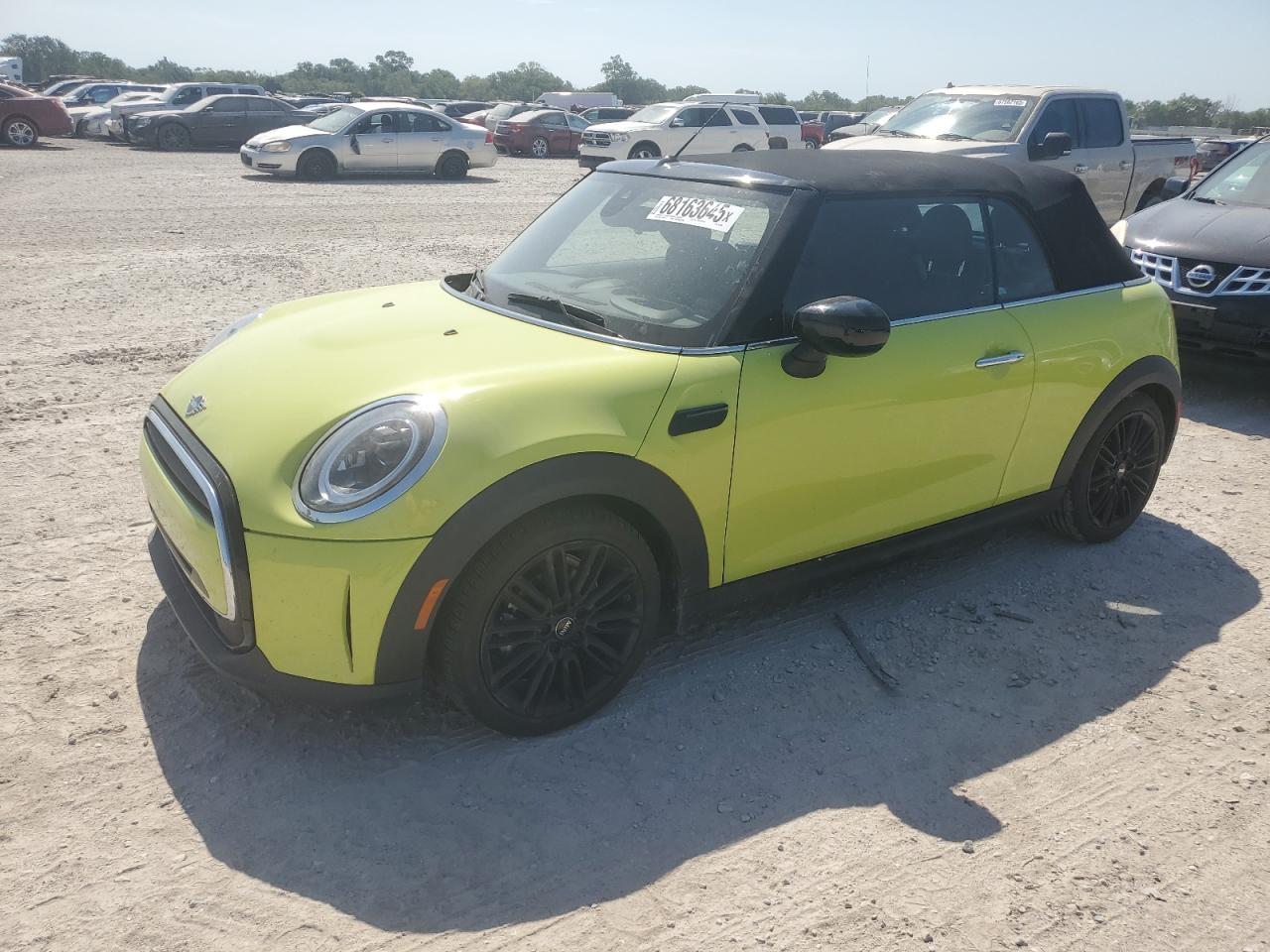 2022 MINI Convertible Cooper, VIN WMW23DL04N3N78706 — Вода / потоп