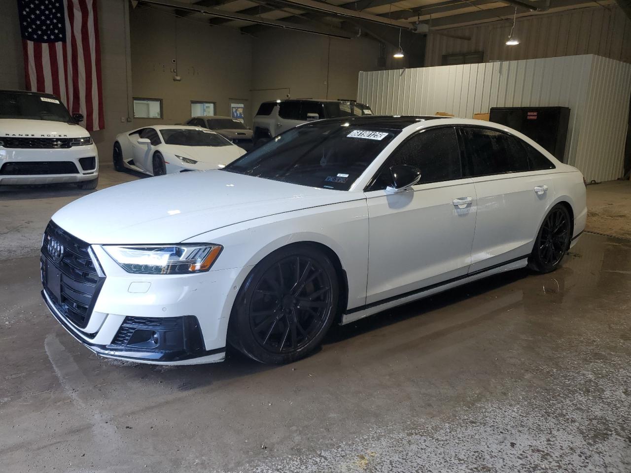 2020 Audi S8, VIN WAU8SAF8XLN001077 — Minor dents and scratches