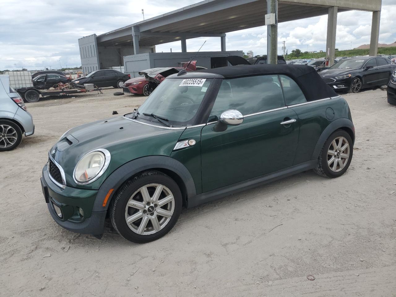 2011 MINI Convertible S, VIN WMWZP3C5XBTX83113 — Rear end