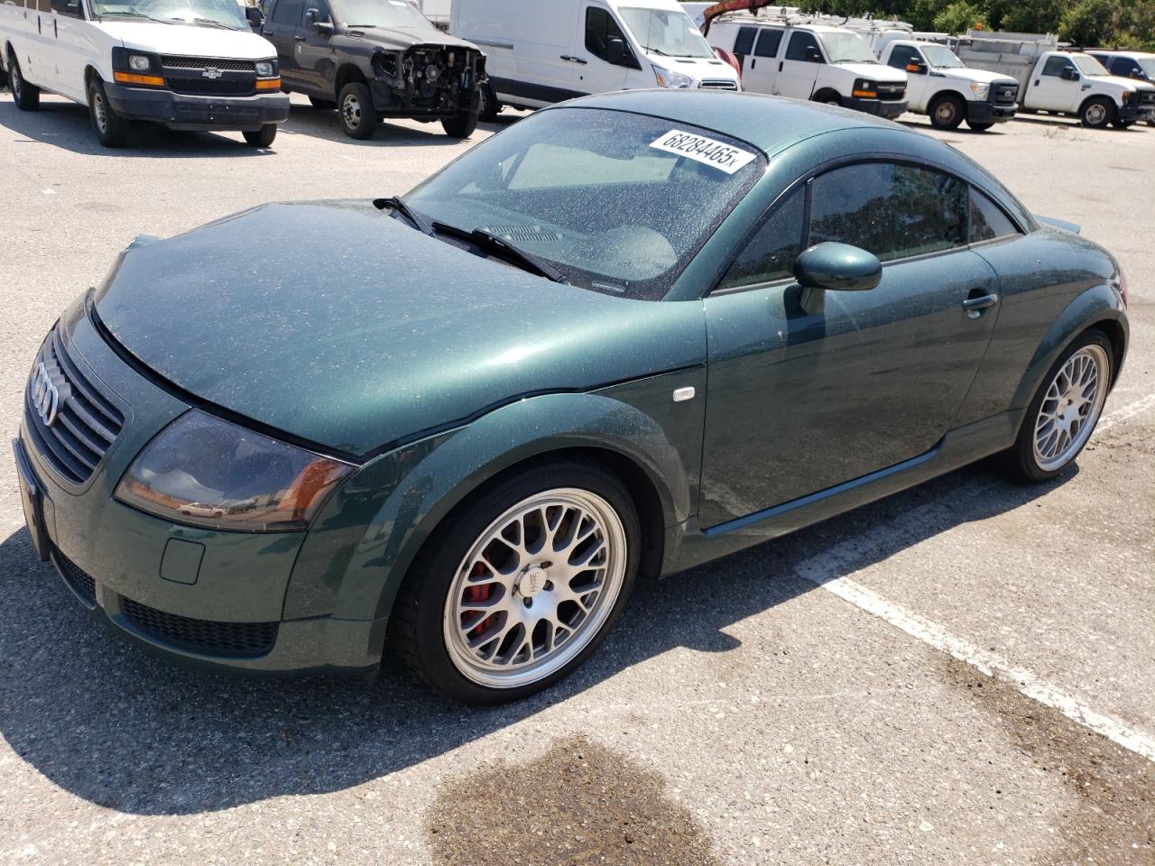 2000 Audi TT, VIN TRUUC28N6Y1076676 — Перед