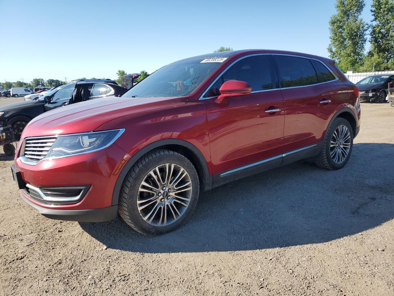 2016 Lincoln MKX Reserve, VIN 2LMTJ8LR1GBL31505 — Roof